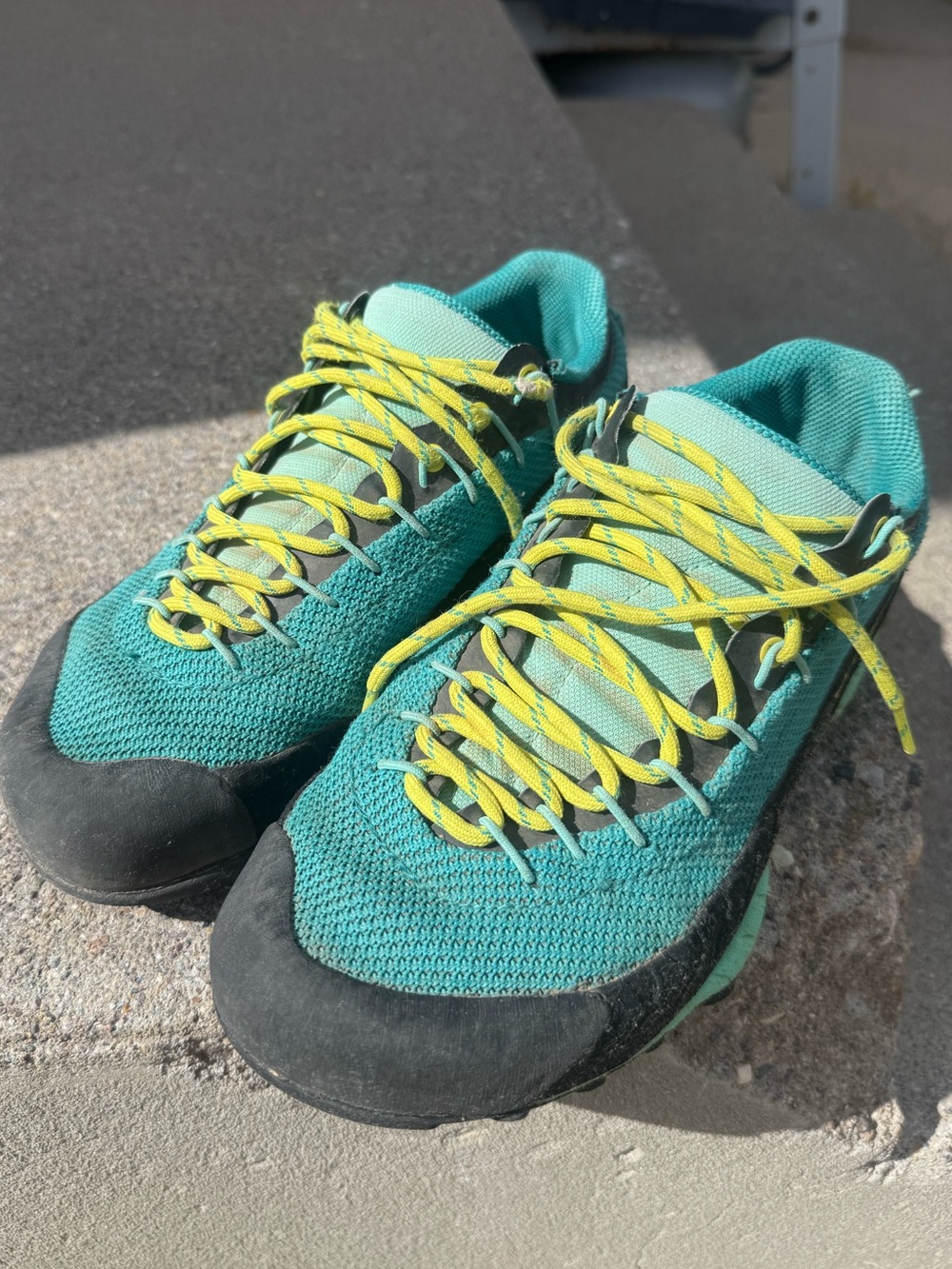 La Sportiva TX3 Approach Teal and Yellow Women's Hiking Trail Shoes